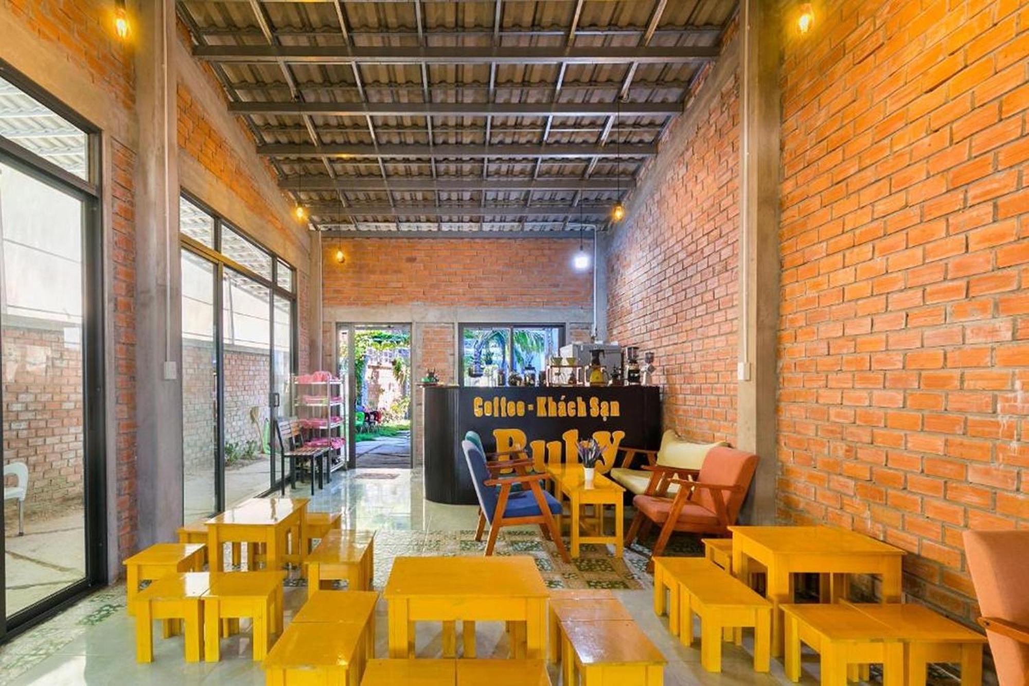 Ruby Hotel 두옹 동 외부 사진