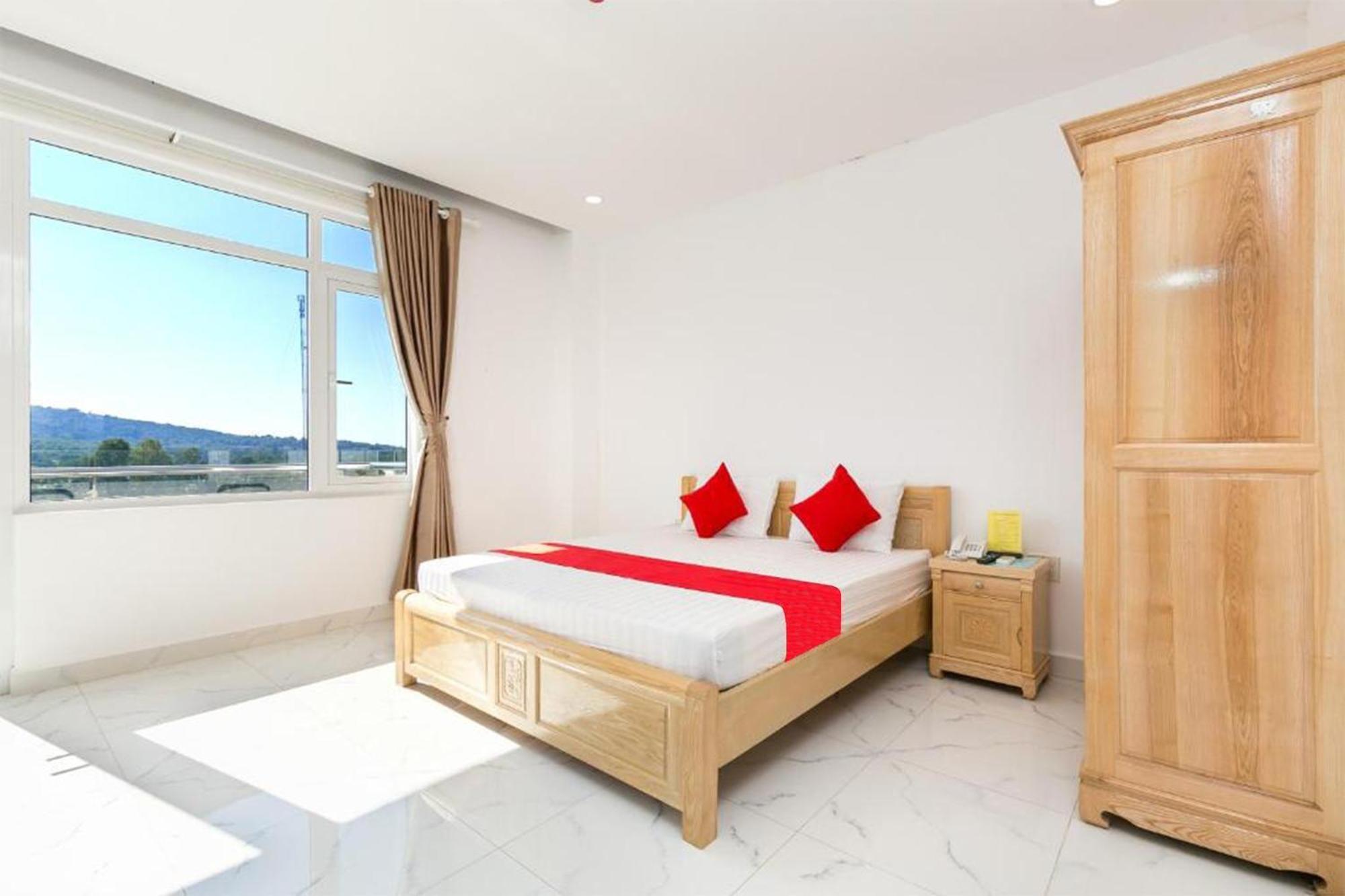 Ruby Hotel 두옹 동 외부 사진