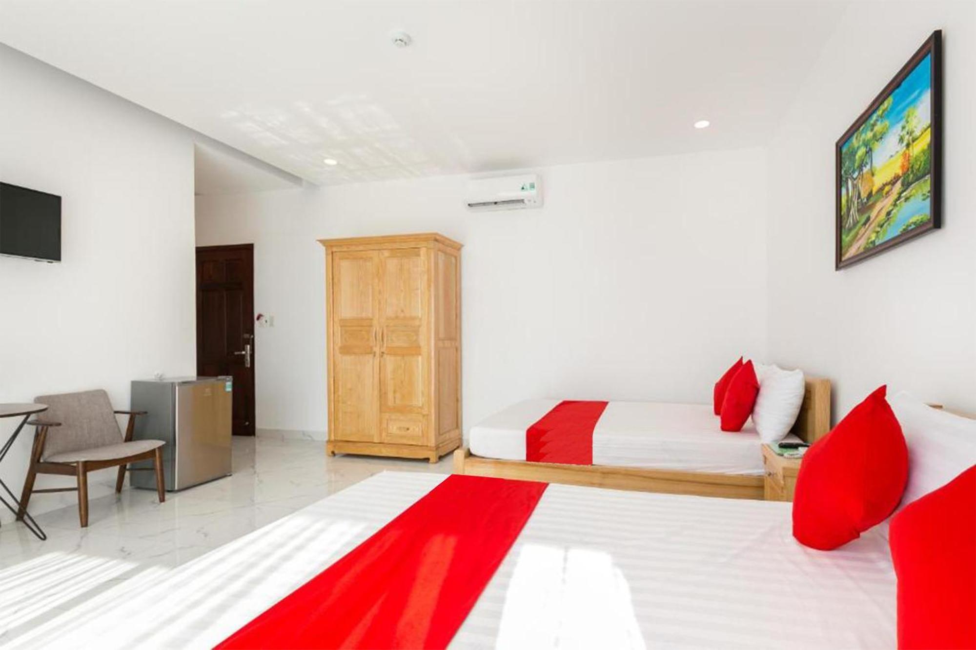 Ruby Hotel 두옹 동 외부 사진